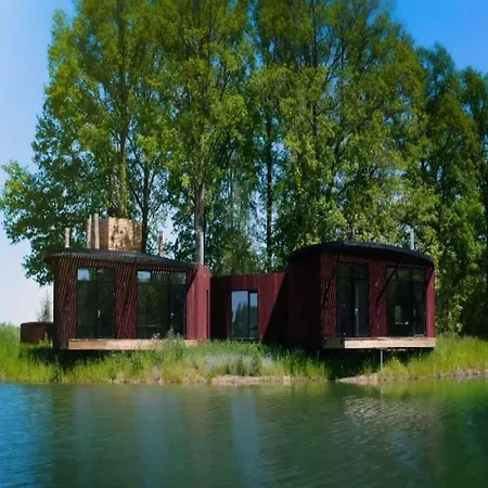 In Tournai Award-winning Park * Antoing