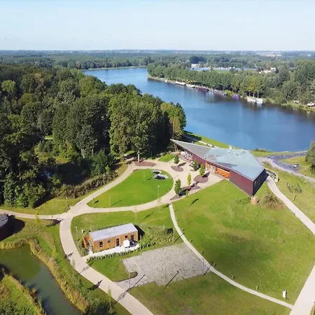 In Tournai Award-winning Park Semesterbostad *
