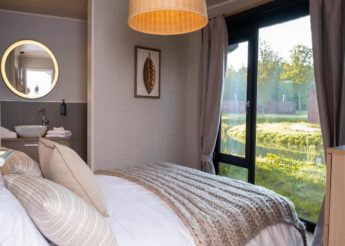 Ferienhaus In Tournai Award-winning Park