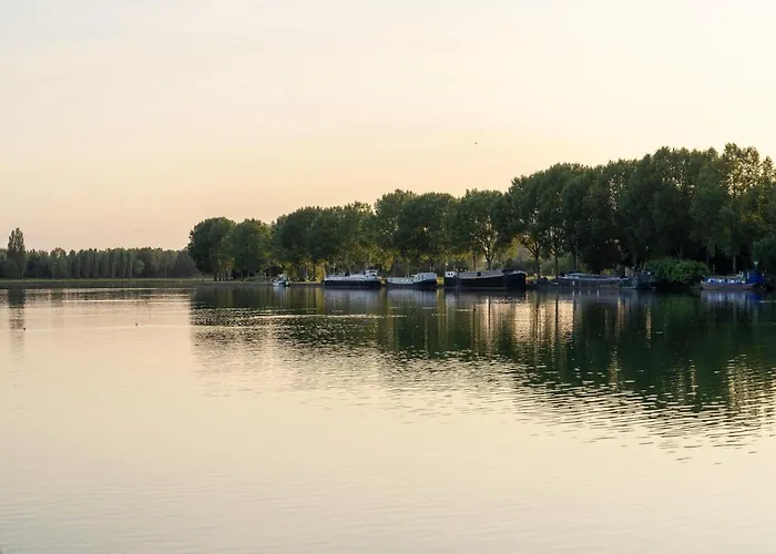 In Tournai Award-winning Park Ferienhaus