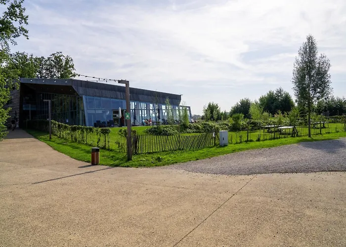 In Tournai Award-winning Park Ferienhaus Antoing